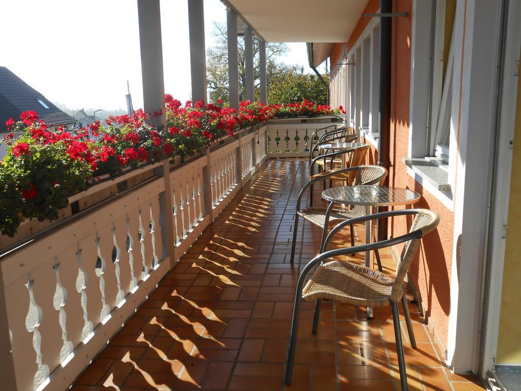 Landgasthof Schutzen Hotel Tengen Exterior foto